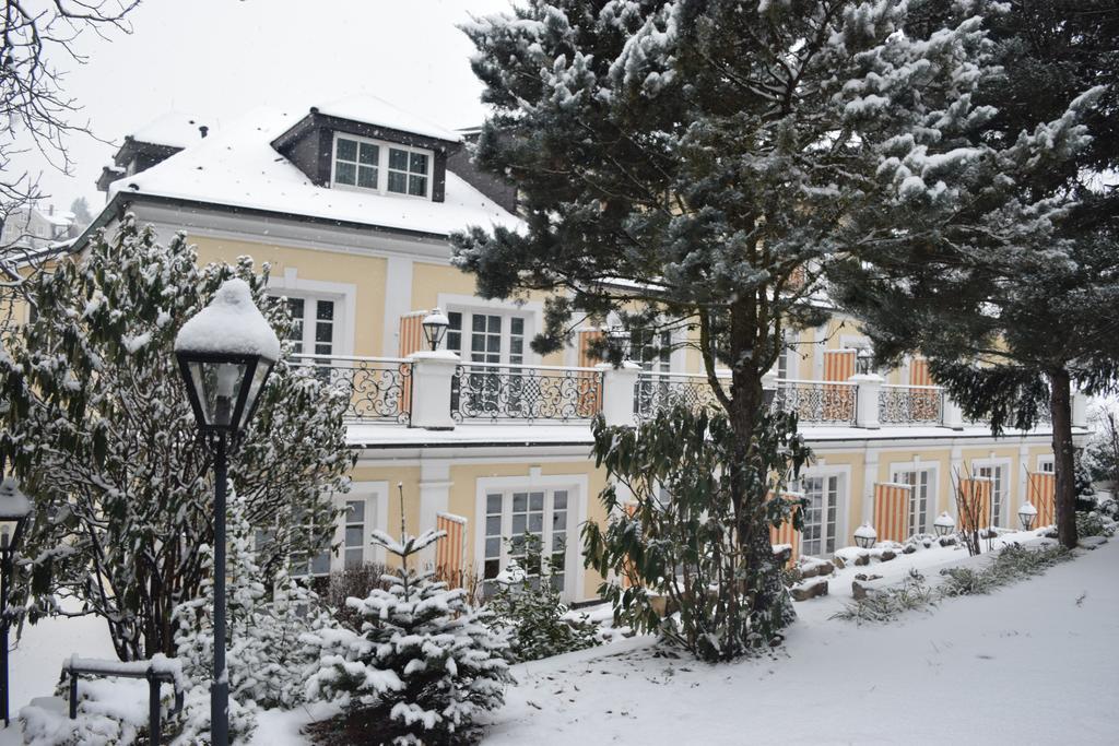 Hotel Landhaus Fuhrgassl-Huber Vienna Exterior photo
